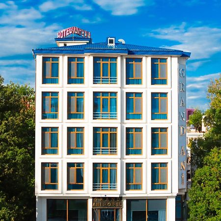 Grand Ani Hotel Kars Esterno foto