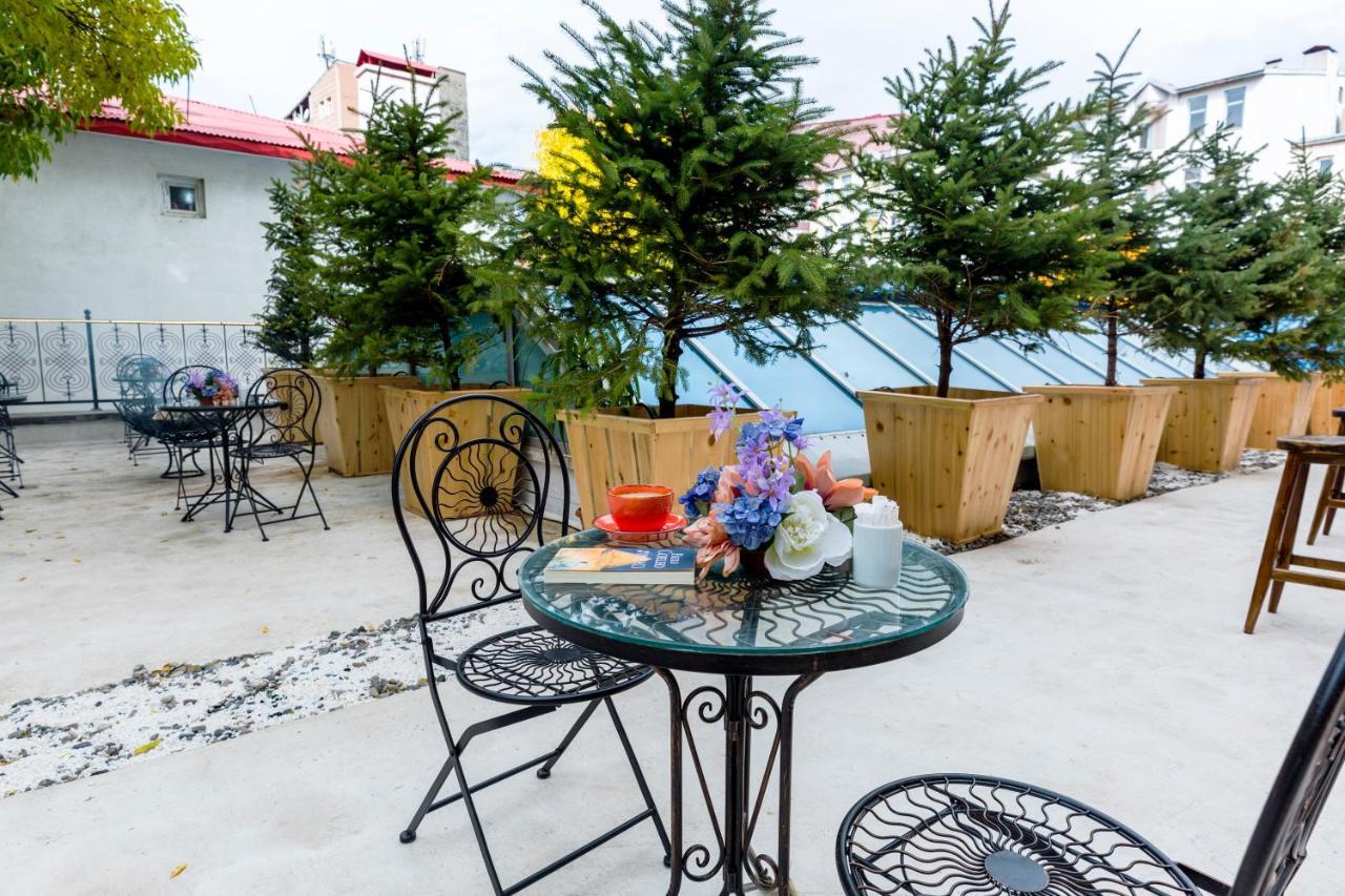 Grand Ani Hotel Kars Esterno foto