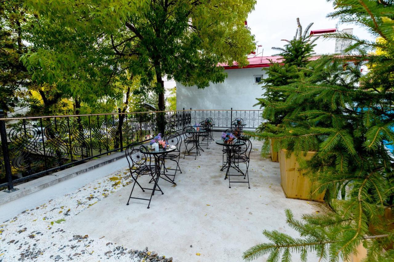 Grand Ani Hotel Kars Esterno foto