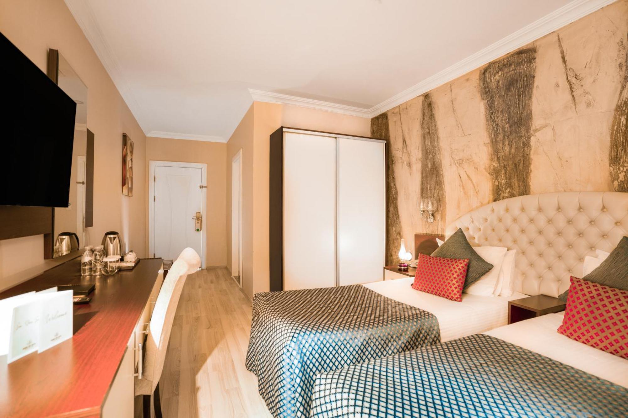Grand Ani Hotel Kars Esterno foto
