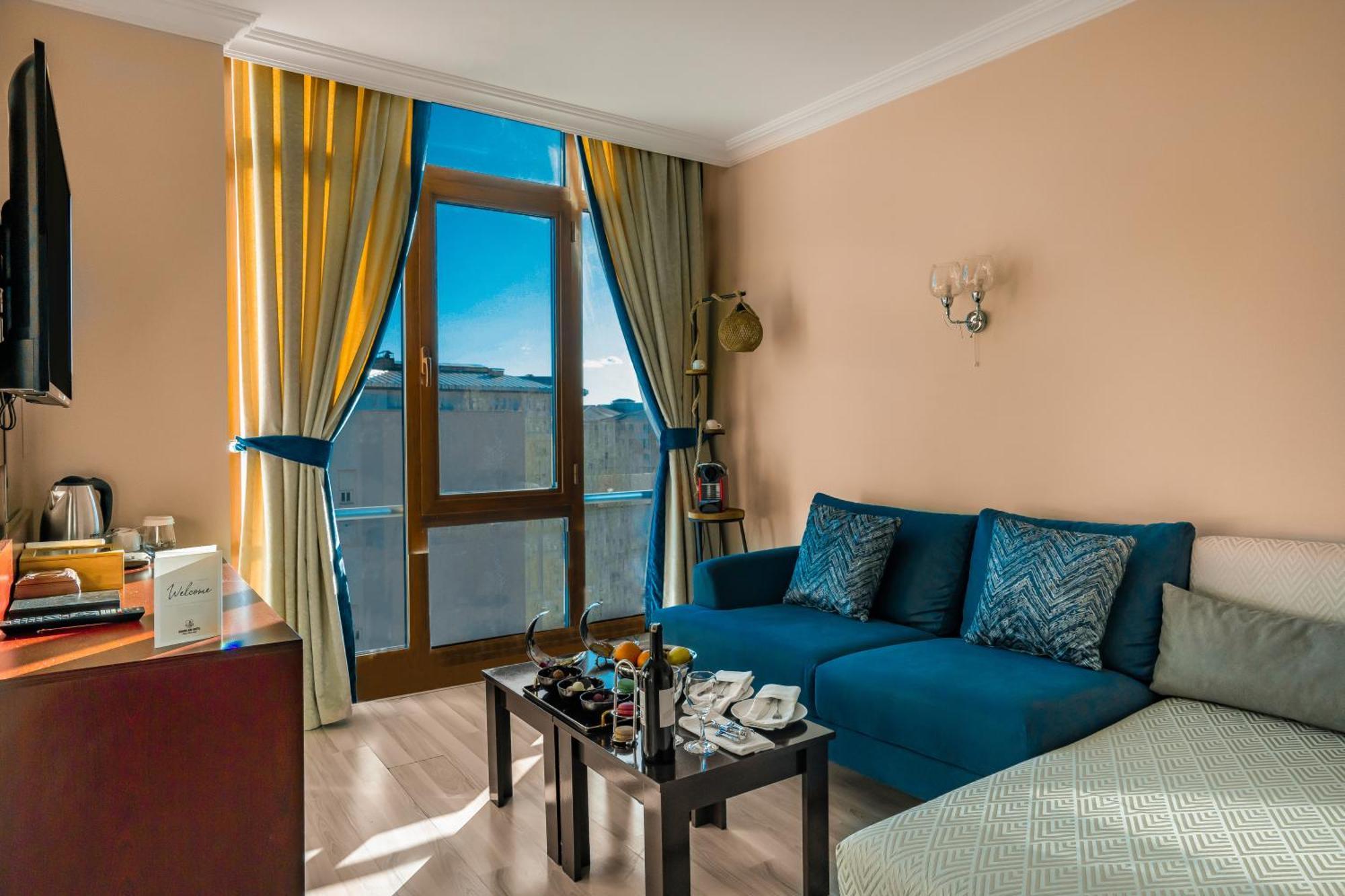 Grand Ani Hotel Kars Esterno foto